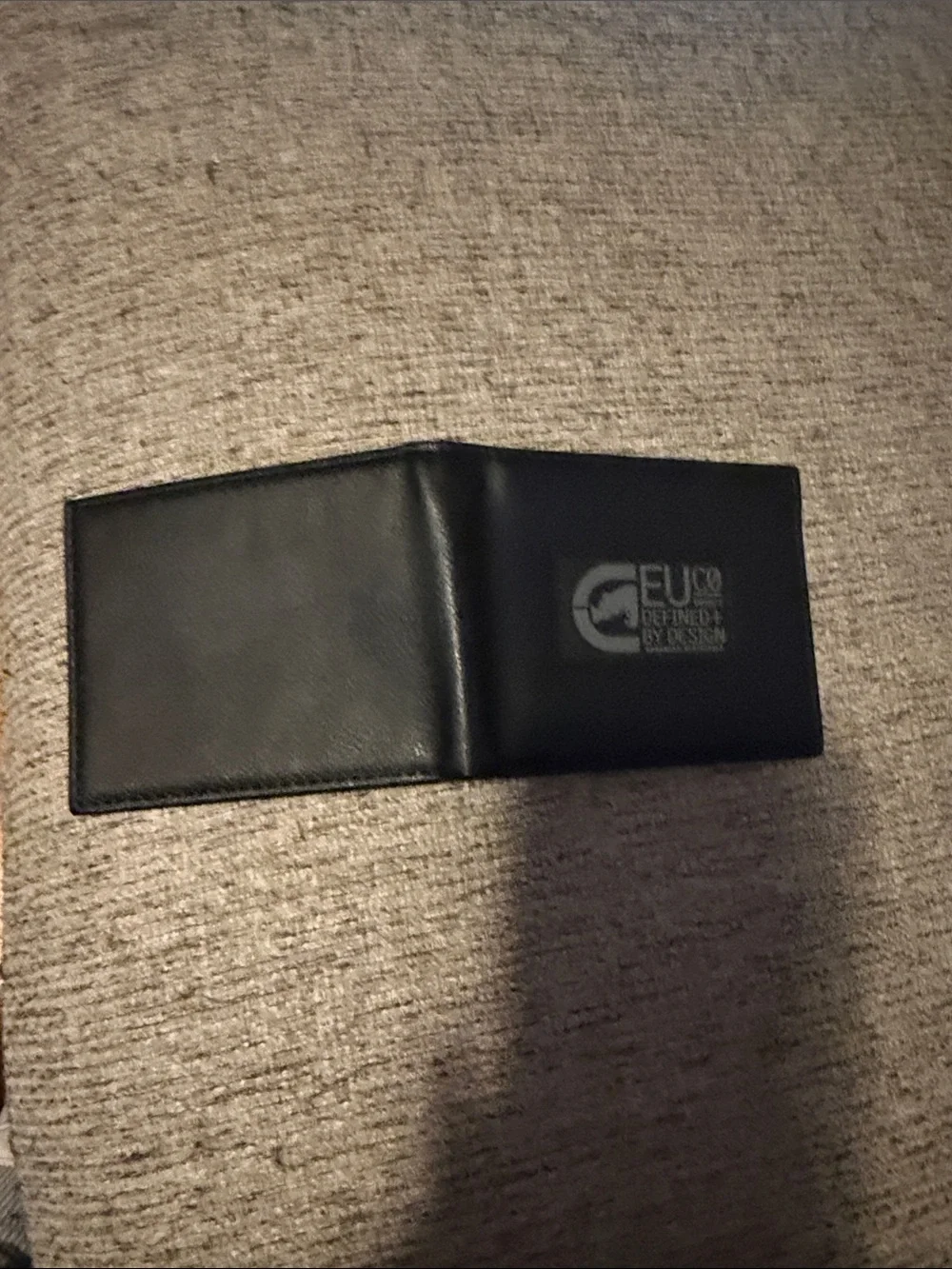 Men’s leather Ecko bifold wallet